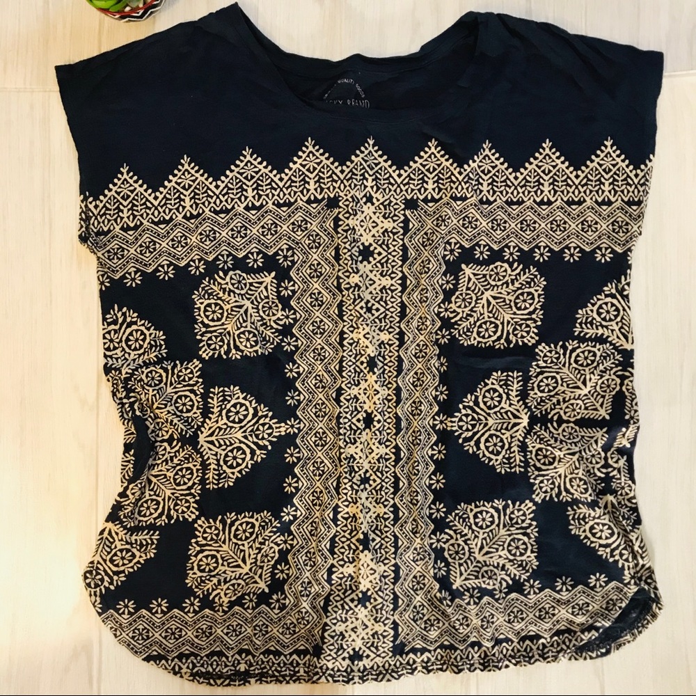 Lucky Brand- Navy & Cream Boho Tee/Top, sz: Lg